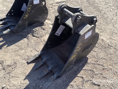19 in Digging Excavator Bucket - Fits Yanmar (Unused)