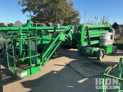 2015 Genie Z-40/23N 2WD Articulating Boom Lift