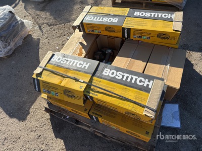 Quantity of (12) Stanley Bostitch AN454 7/8 in Coil Roofing Nails and (4) AN454 MAKITA Roofing Air Nail Gun (Unused)