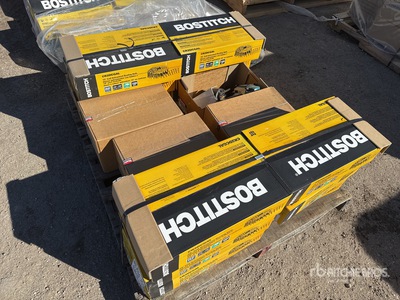 Quantity of (12) Stanley Bostitch AN454 7/8 in Coil Roofing Nails and (4) AN454 MAKITA Roofing Air Nail Gun (Unused)