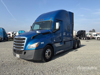 2022 Freightliner 6x4 T/A Sleeper Truck Tractor