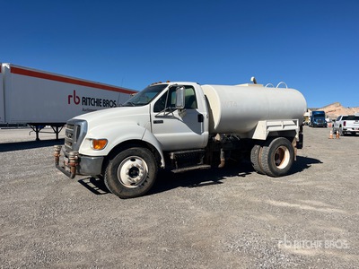 2006 Ford F-650 4x2 Water Truck
