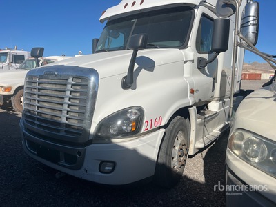 2016 Freightliner Cascadia 125 6x4 Cabina con cuccetta per trattore stradale