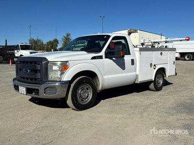 2013 Ford F-250 XL 4x2 Utility Truck