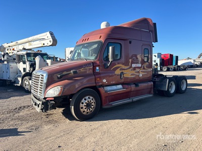 2012 Freightliner Cascadia 125 6x4 T/A Slaapcabine Trekker