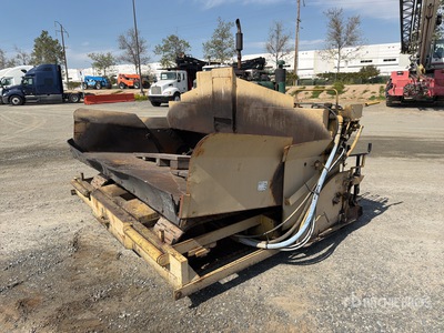 LeeBoy Track を見 Paver