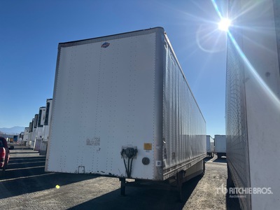 2013 Utility VS2DX 53 ft x 102 in T/A Van Trailer