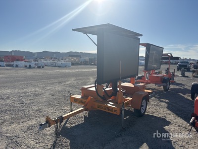 2007 Solar Tech Portable Message Board