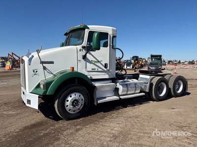 2003 Kenworth T800 6x4 T/A Day Cab Truck Tractor