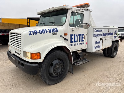 1996 International 4700 4x2 Wózek holowniczy