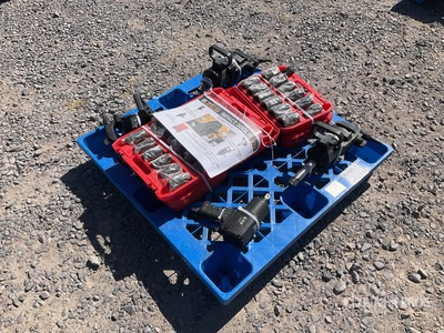 Quantity of (4) 2026 BZCQ ZT4 Lote de Herramientas de Impacto (Sin Usar) / Air Impact Tools Divers - Magasin, entrepôt, consommateur (Unused)