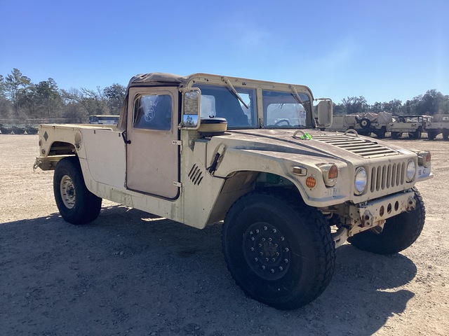 2007 AM General M1097R1 HMMWV 2 Door Soft Top w/Truck Body