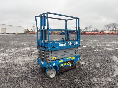 Genie 1930 Electric Scissor Lift