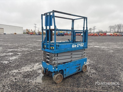 Genie GS1932 Electric Scissor Lift