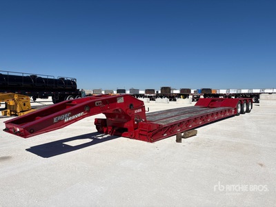 2010 Eager Beaver 55GSL 55 lb Tri/A Removable Gooseneck Lowboy Trailer