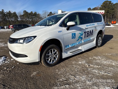 2022 Chrysler Voyager ميكروباص