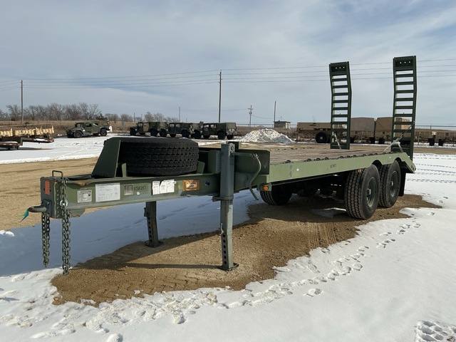 2011 Globe GTTU202-30-20 T/A Equipment Trailer