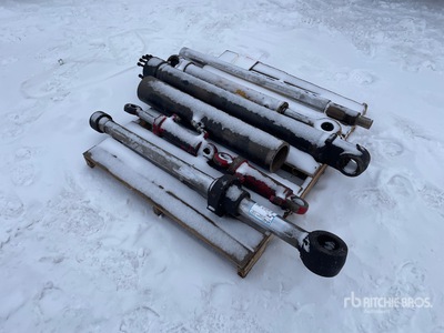 Quantity of (7) Hydraulic Parts