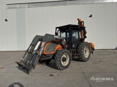 2010 Valtra T121h Tracteur Agricole 4WD Tractor