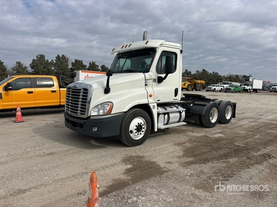 2012 Freightliner Cascadia 125 6x4 T/A Day Cab Truck Tractor