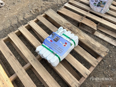 Quantity of (20) Heavy Duty Industrial Polyester Lifting Strap 9 ft 8 in X 1.2 in 2200 Ibs (Unused)