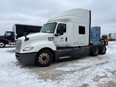 2019 International LT625 6x4 Cabeza Tractora Cabina Dormitorio