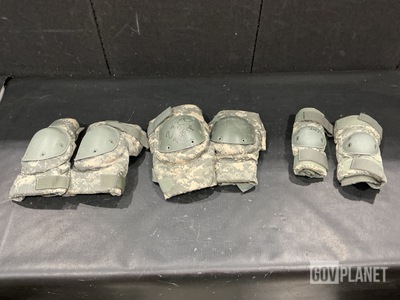 (81) Pairs of Elbow Pads & (71) Pairs of Knee Pads