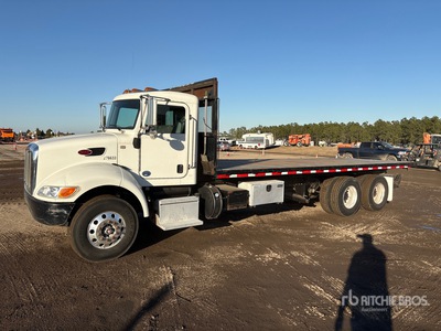2015 Peterbilt 348 6x4 Rear forklift mount Rollback Truck