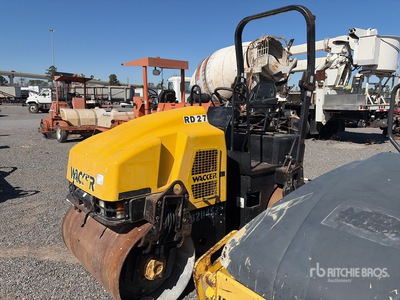 2010 Wacker Neuson RD27-120 Rodillo Tándem (Inoperable)