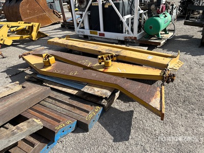 Articulate Dump Truck Tailgate