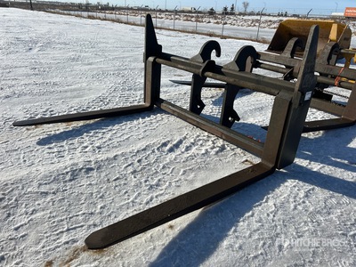 Cat 96 in Wheel Loader Forks