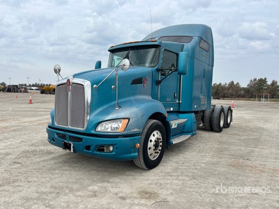 2008 Kenworth T600 6x4 T/A Sleeper Truck Tractor