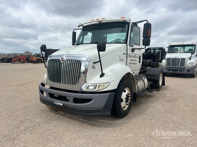 2012 International 8600 4x2 S/A Dagcabine Trekker