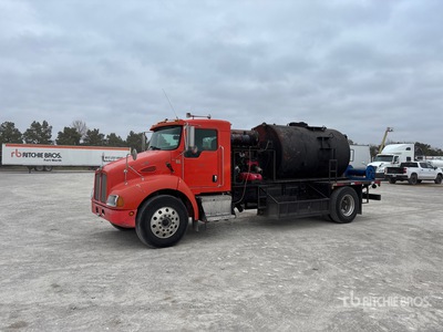 2004 Kenworth T300 4x2 Asphaltverteiler-Lkw