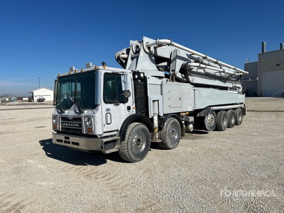 2015 KCP KCP607X5170 on 2015 Mack MRU613 12x6 Concrete Pump Truck