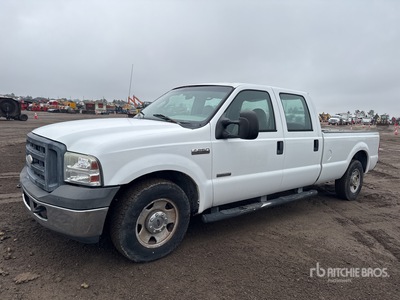 2006 Ford F-250 XL 4x2 Crew Cab Pickup