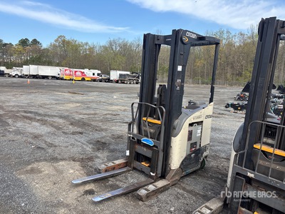 2022 Crown RR5725-35 3500 lb Reach Truck