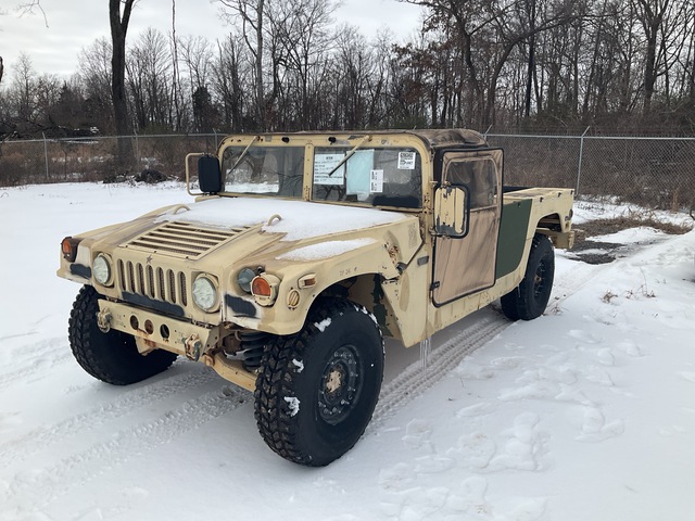 2008 AM General M1097R1 HMMWV 2 Door Soft Top w/Truck Body