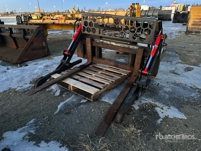 2019 Virnig 60 in Pipe Skid Steer Grapple Forks