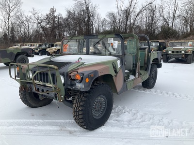 2006 AM General M1097R1 HMMWV 4 Door w/Truck Body