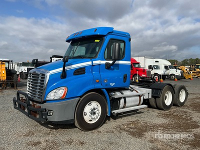 2017 Freightliner Cascadia 113 6x4 T/A Day Cab Truck Tractor