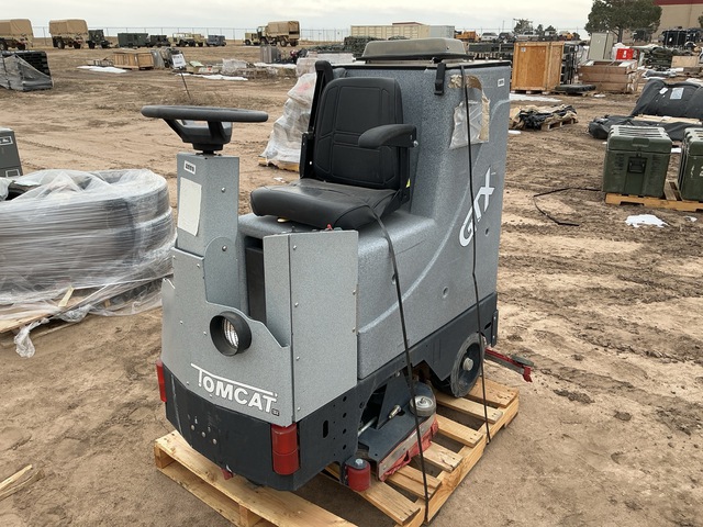 RPS Tomcat 30-D GTX Floor Scrubber