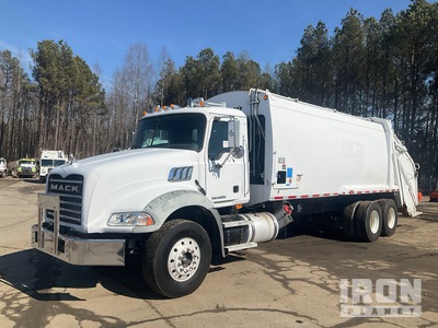 2007 Mack CTP713B 6x4 Rear Loader Waste Collection Truck
