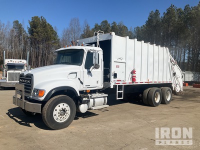 2007 Mack Granite 6x4 Rear Loader Autocarro per rifiuti