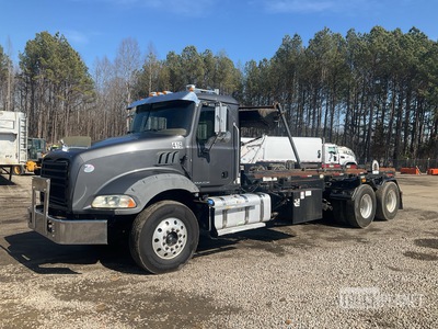 2016 Mack GU533 6x4 Abroll-Lkw