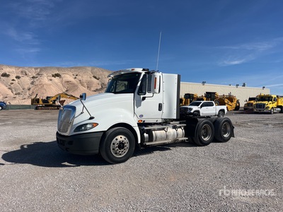 2017 International Prostar 6x4 T/A Dagcabine Trekker