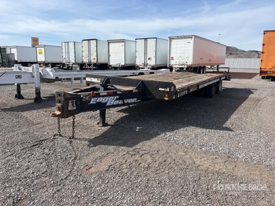 2009 Eager Beaver 20XPT 27 ft T/A Equipment Trailer