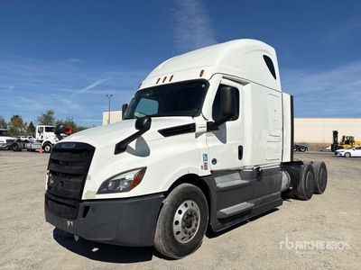 2020 Freightliner Cascadia 126 6x4 T/A Sleeper Truck Tractor
