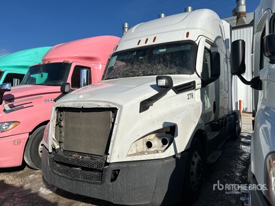 2022 Freightliner Cascadia 126 6x4 T/A Sleeper Truck Tractor