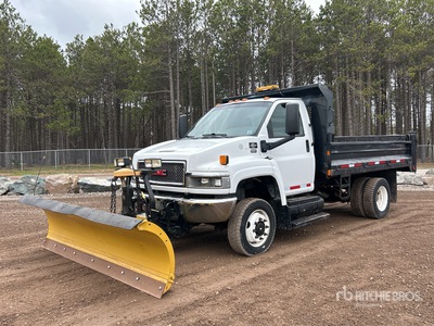 2008 GMC TopKick 5500 4x4 Snow Plow Truck